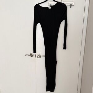 Olive & Oak Black Ribbed Long Sleeve Bodycon Maxi Dress